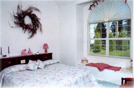 River Cove Elegant Waterfront Bed & Breakfast Post Falls Exterior photo